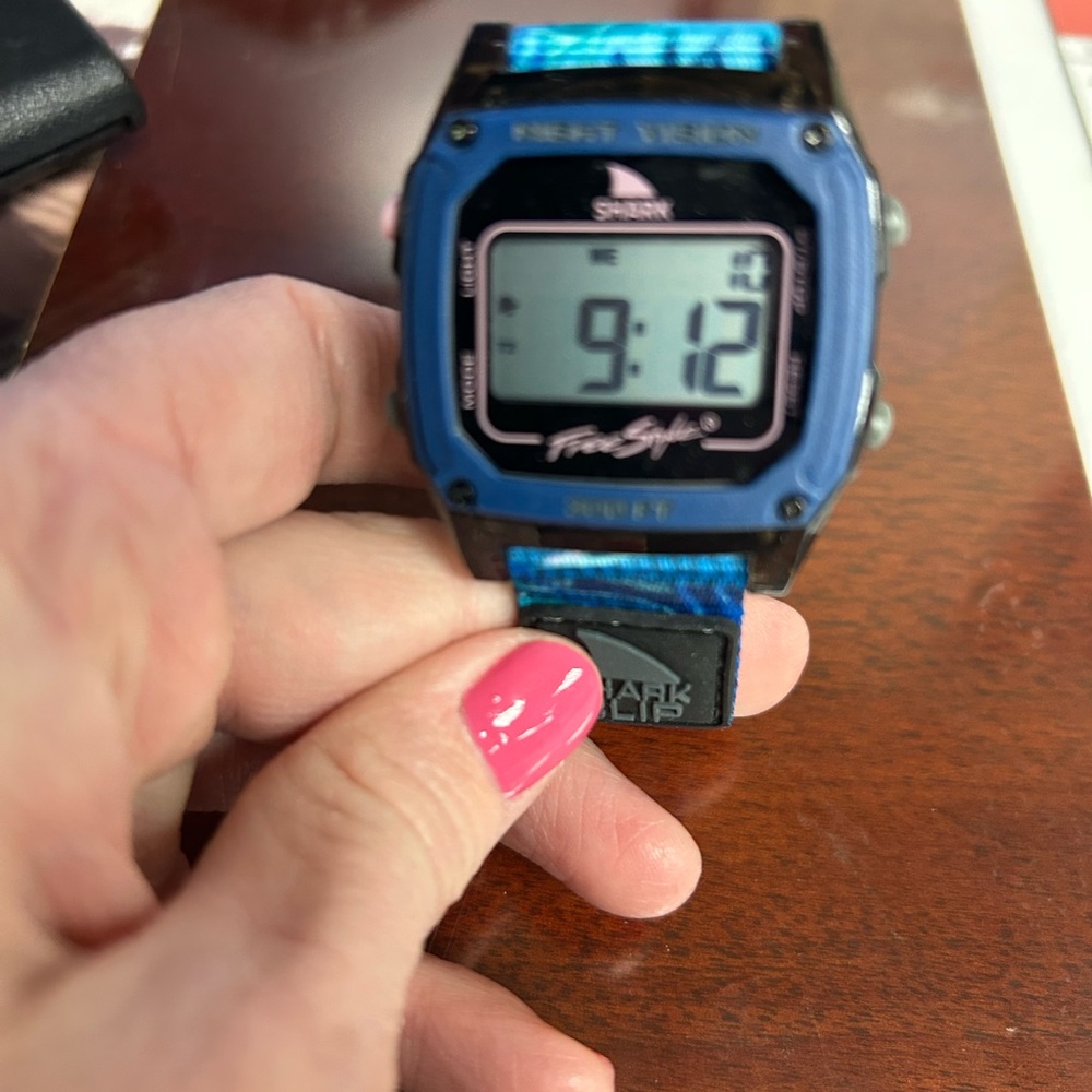 Freestyle Shark Classic Black and Blue Smartwatch